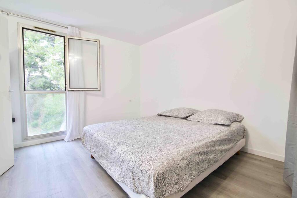 Le Dyonisos Et Piscine Apartment La Seyne-sur-Mer Bagian luar foto