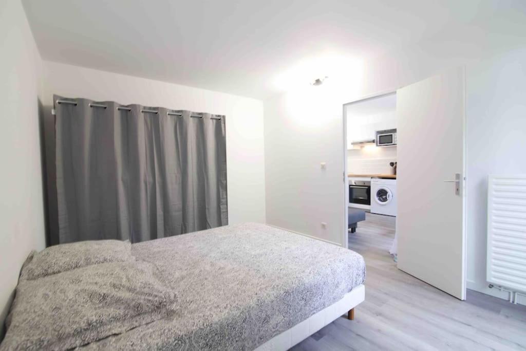 Le Dyonisos Et Piscine Apartment La Seyne-sur-Mer Bagian luar foto